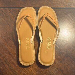 Kino flip flops